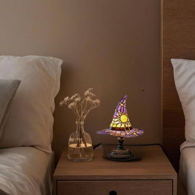 🧙Verlicht je nacht met magie! ✨ Glas-in-lood heksenhoedlamp: charmant en uniek!