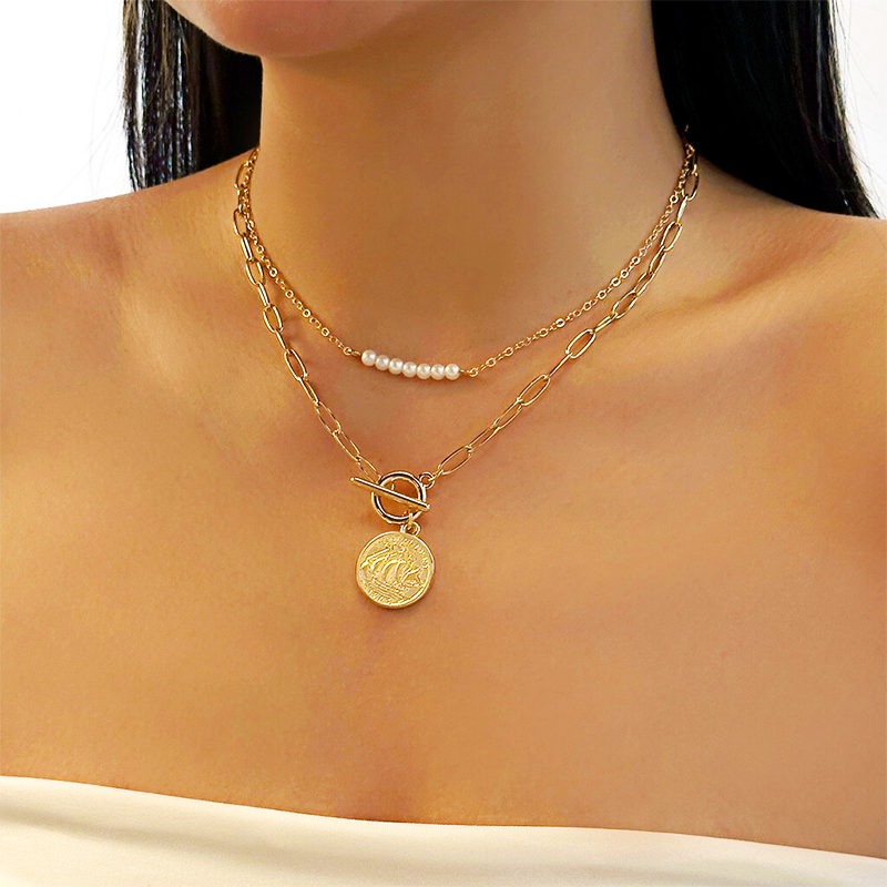 🔥 Laatste dag! 49% korting - 📿 Meerlaagse parel- en gouden muntketting