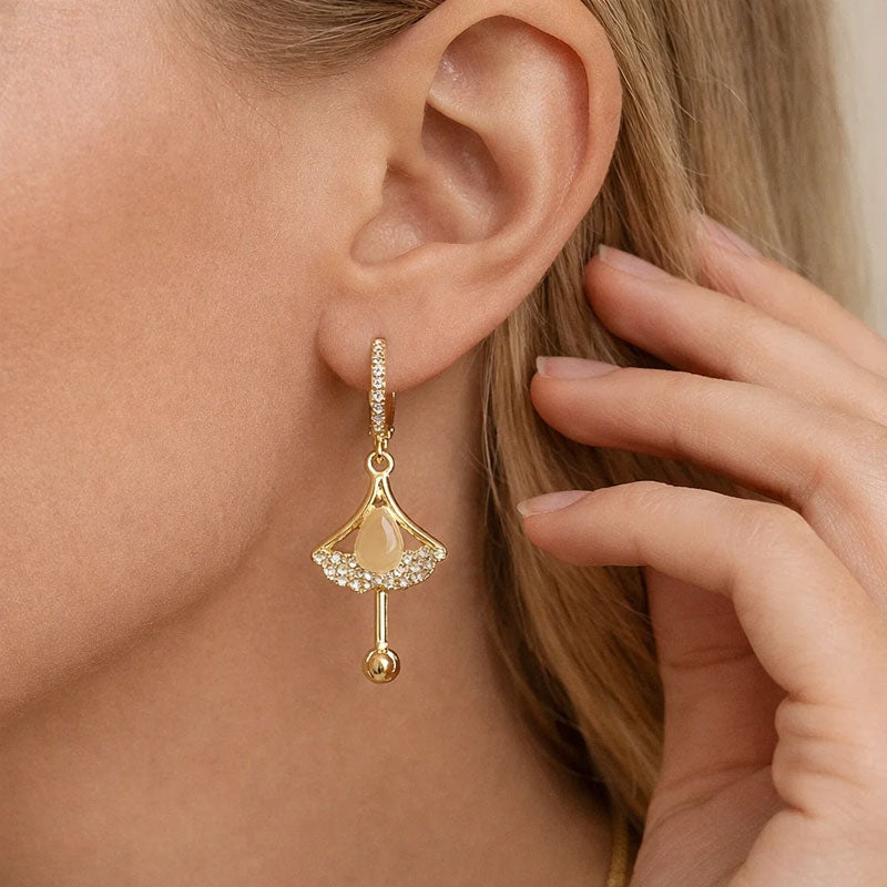 🌟 Elegante Ginkgo & Opaal Oorbellen