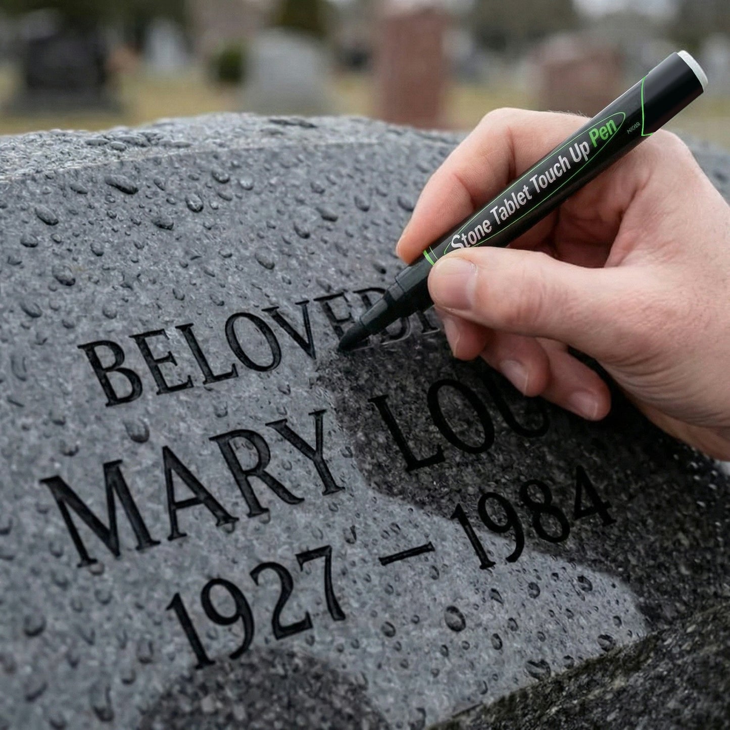 🖊️ Gouden Grafsteenstift – Voor vervaagde inscripties opnieuw leesbaar maken