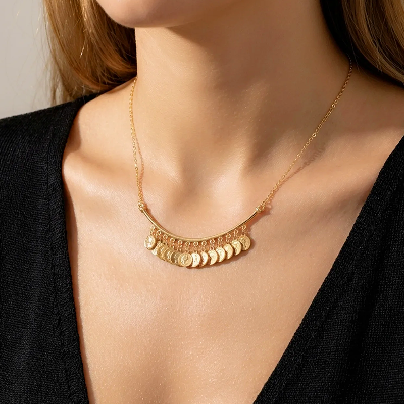 🔥 Laatste dag! 49% korting - 📿 Meerlaagse parel- en gouden muntketting