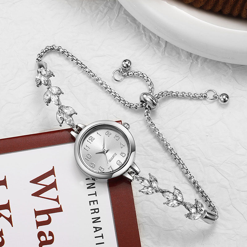 🎁 Laatste dag 49% korting | 💎⌚ Horloge met uittrekbare armband in blad- en diamantstijl