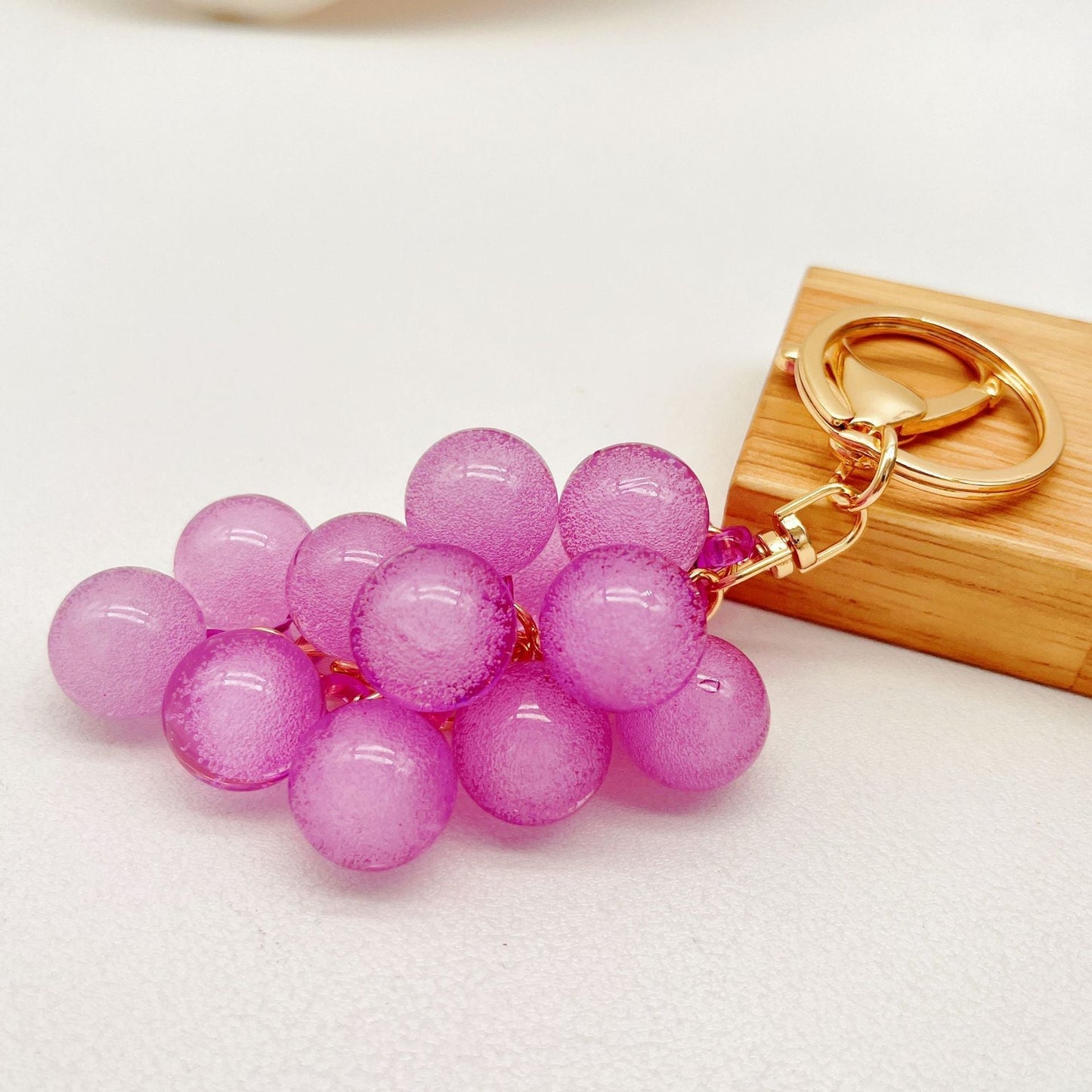 🍇 Leuke en stijlvolle tasbedeltjes voor elke dag! 🎒✨