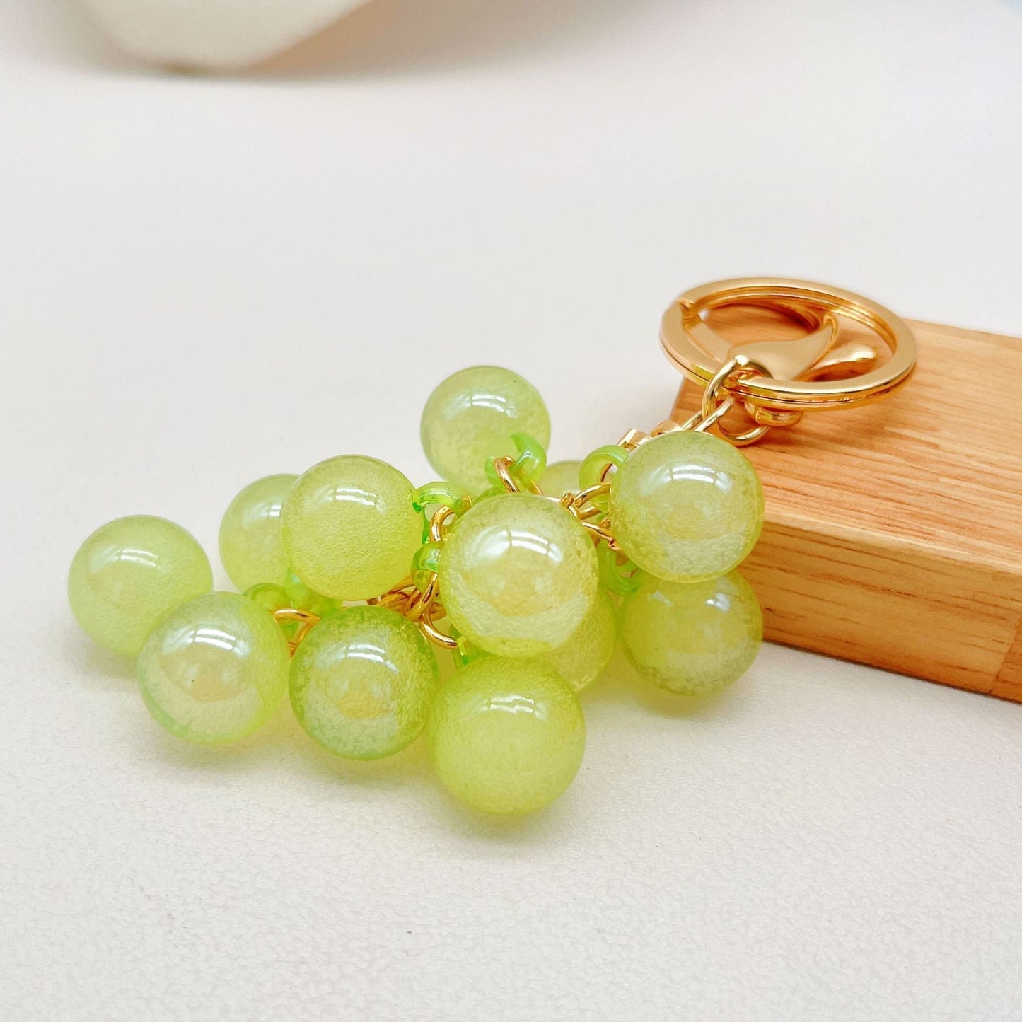 🍇 Leuke en stijlvolle tasbedeltjes voor elke dag! 🎒✨